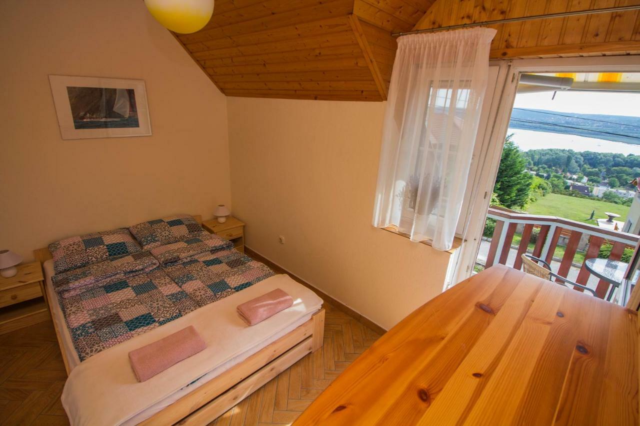 Szepkilatas Vendeghaz Villa Balatonfuzfo Exterior photo